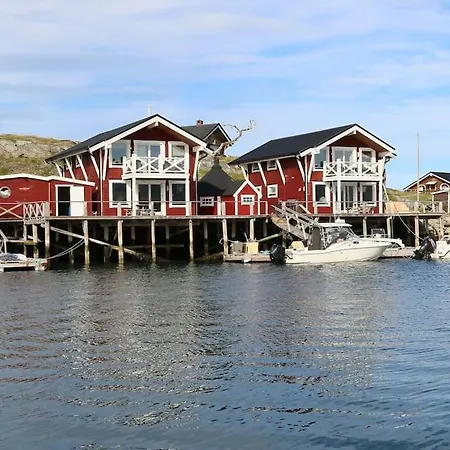 Northcape Nature Rorbuer - 3 - Dock North *