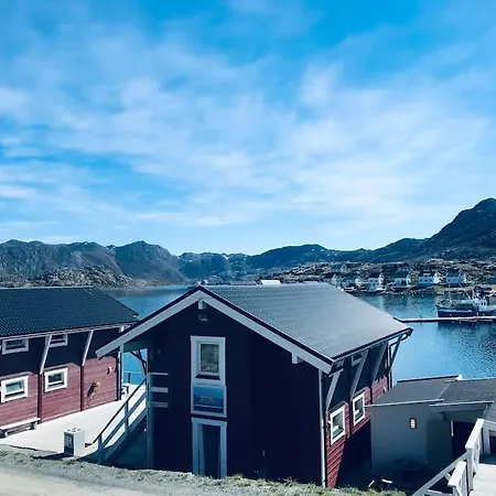 Northcape Nature Rorbuer - 3 - Dock North *